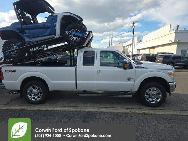 Used 2014 White Ford Lariat image 5