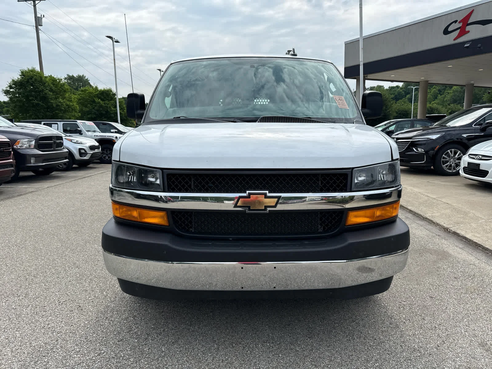 Certified Used 2025 Summit White Chevrolet  image 2