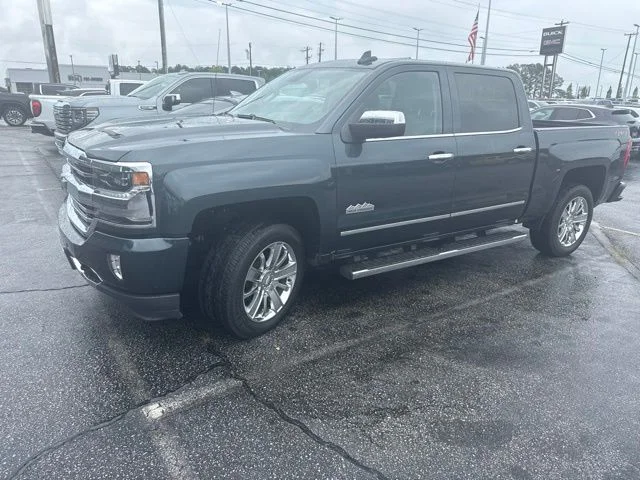 Used 2018 Gray Chevrolet High Country image 10