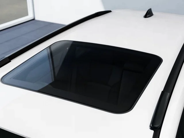 New 2026 CRYSTAL WHITE PEARL Subaru Touring image 13