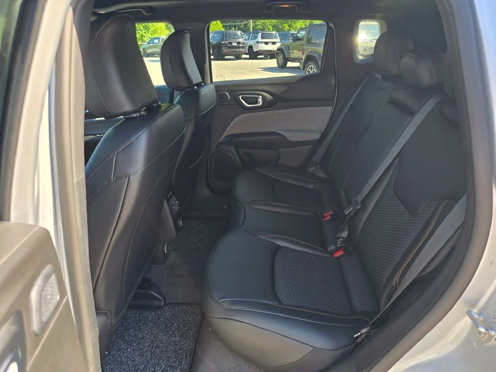 New 2026 Silver Jeep Latitude image 10