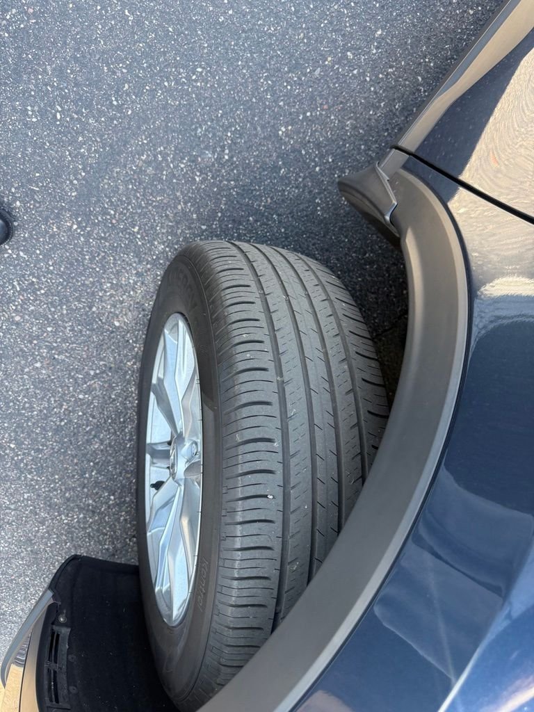Certified Used 2024  Honda EX-L image 9