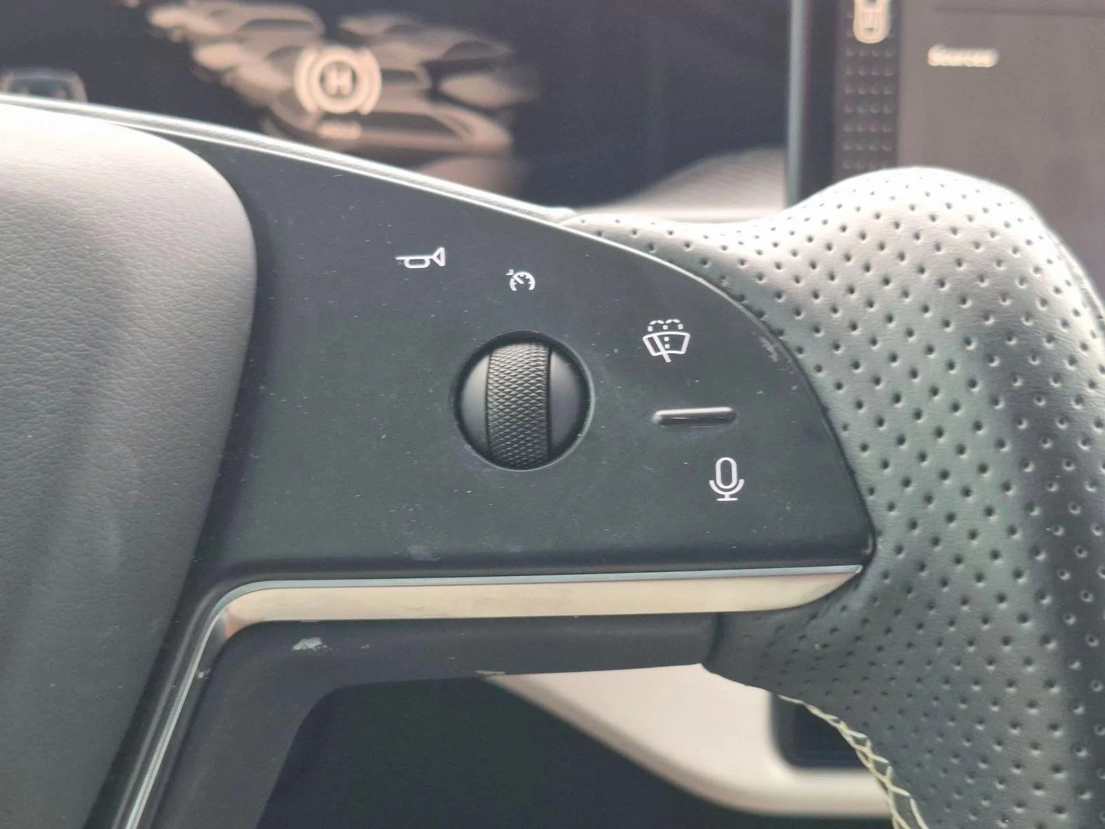 Used 2022 Black Tesla Plaid image 11