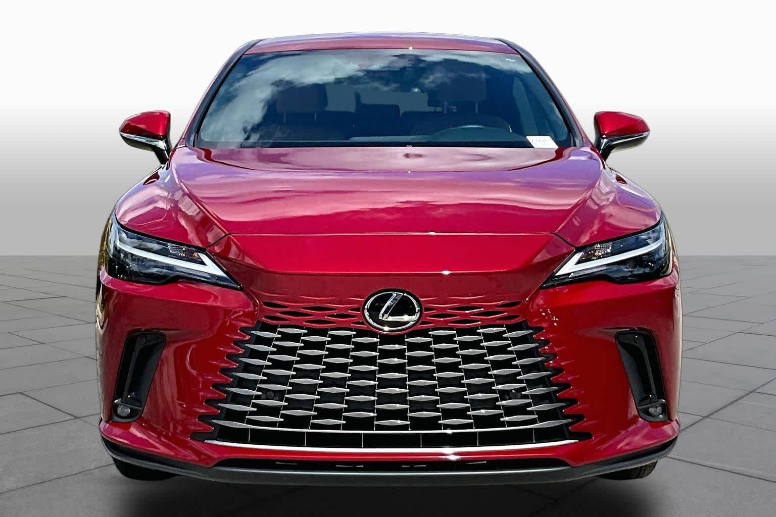 Used 2025 Matador Red Mica Lexus  image 4