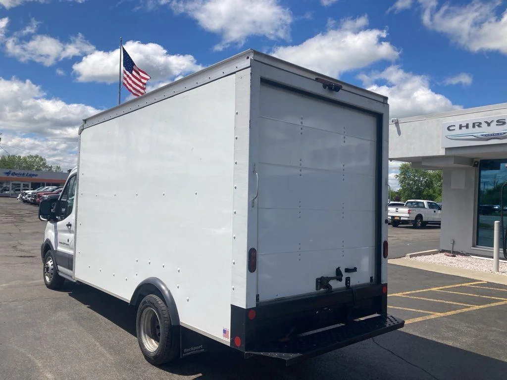 Used 2023 Oxford White Ford Base image 8