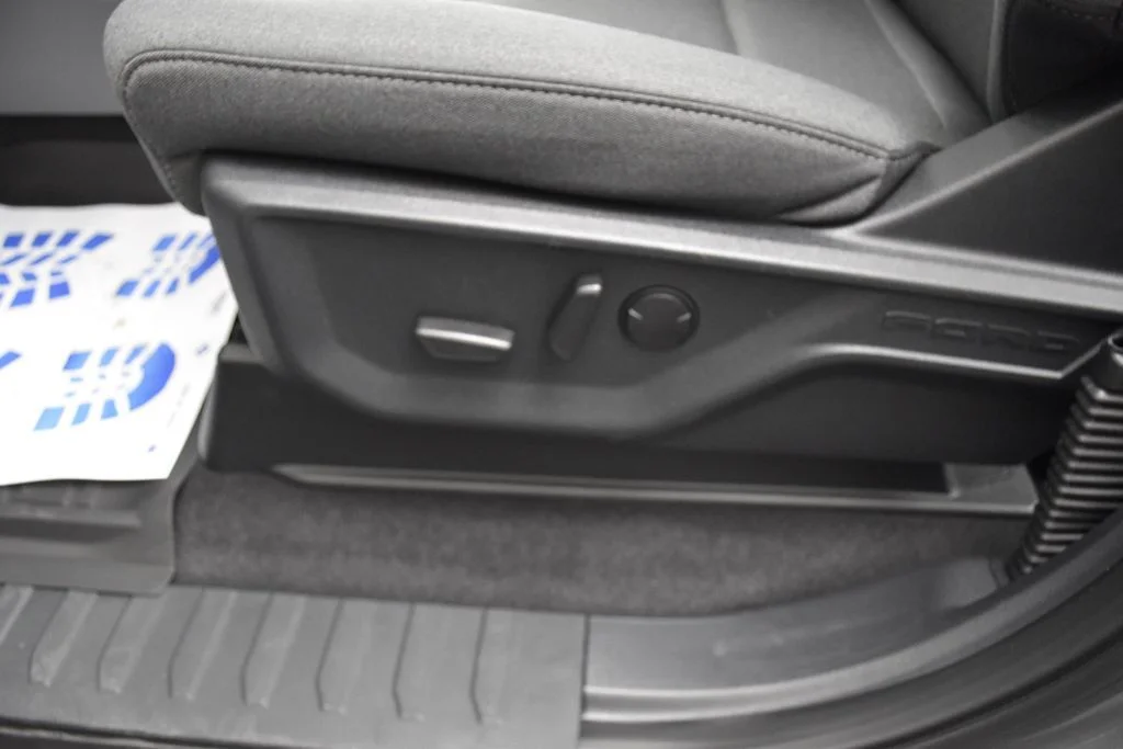 New 2026 Gray Ford XLT image 17