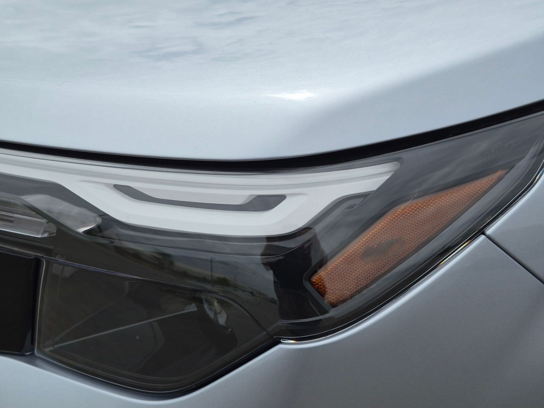 New 2026 ICE SILVER METALLIC Subaru Premium image 10