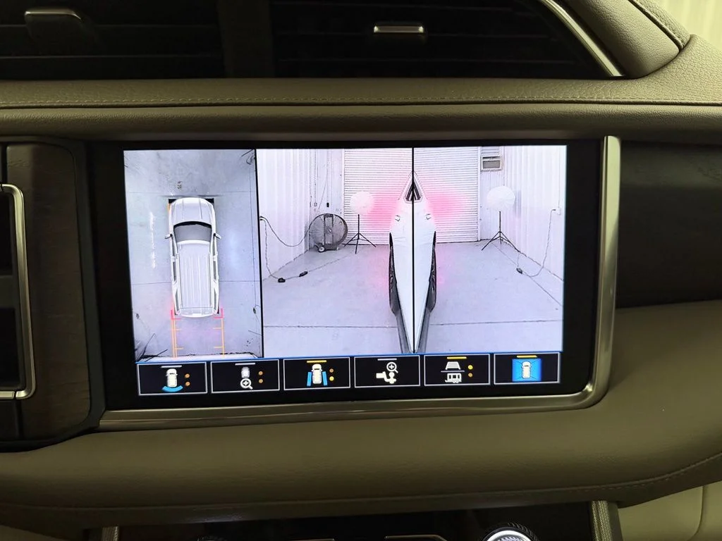 Used 2021 White Frost GMC Denali image 20