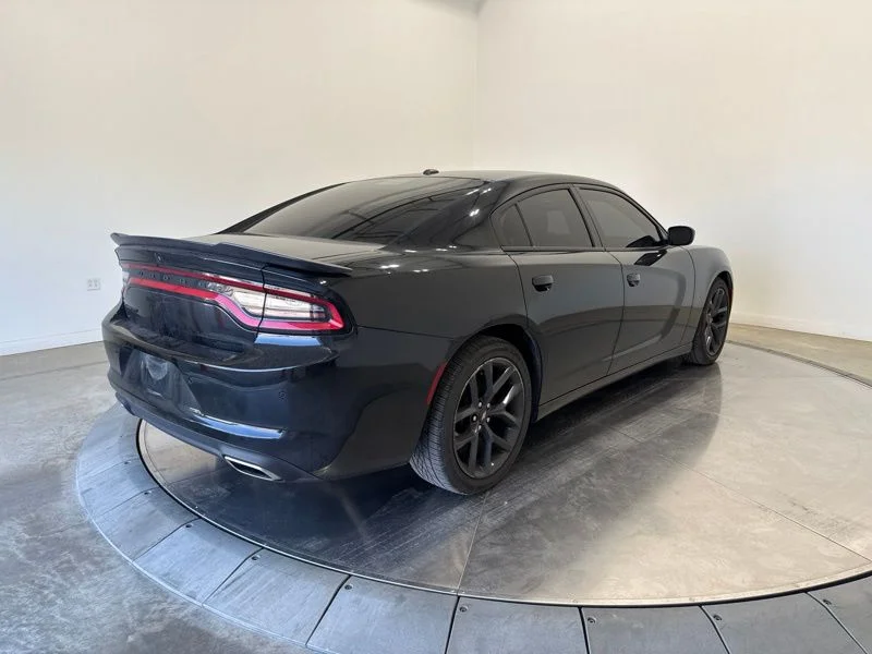 Used 2021 Black Dodge SXT image 7