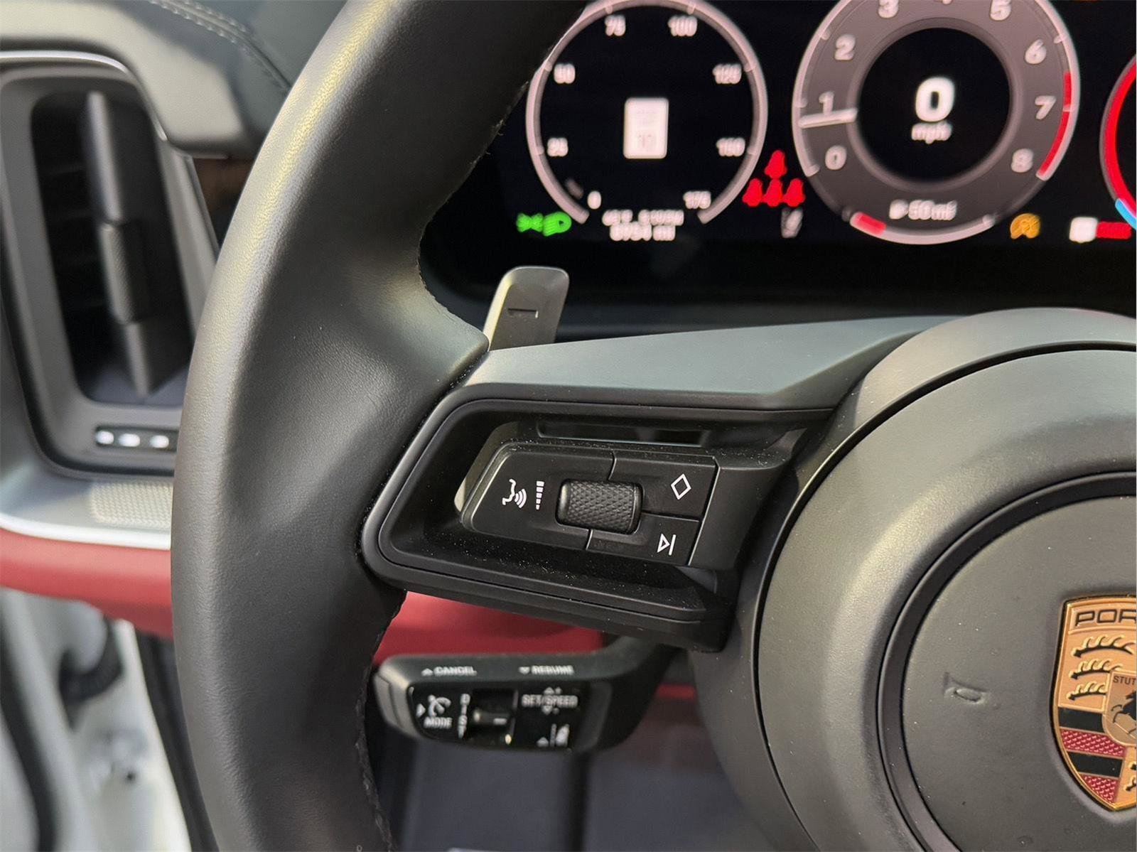 Used 2025 White Porsche  image 40