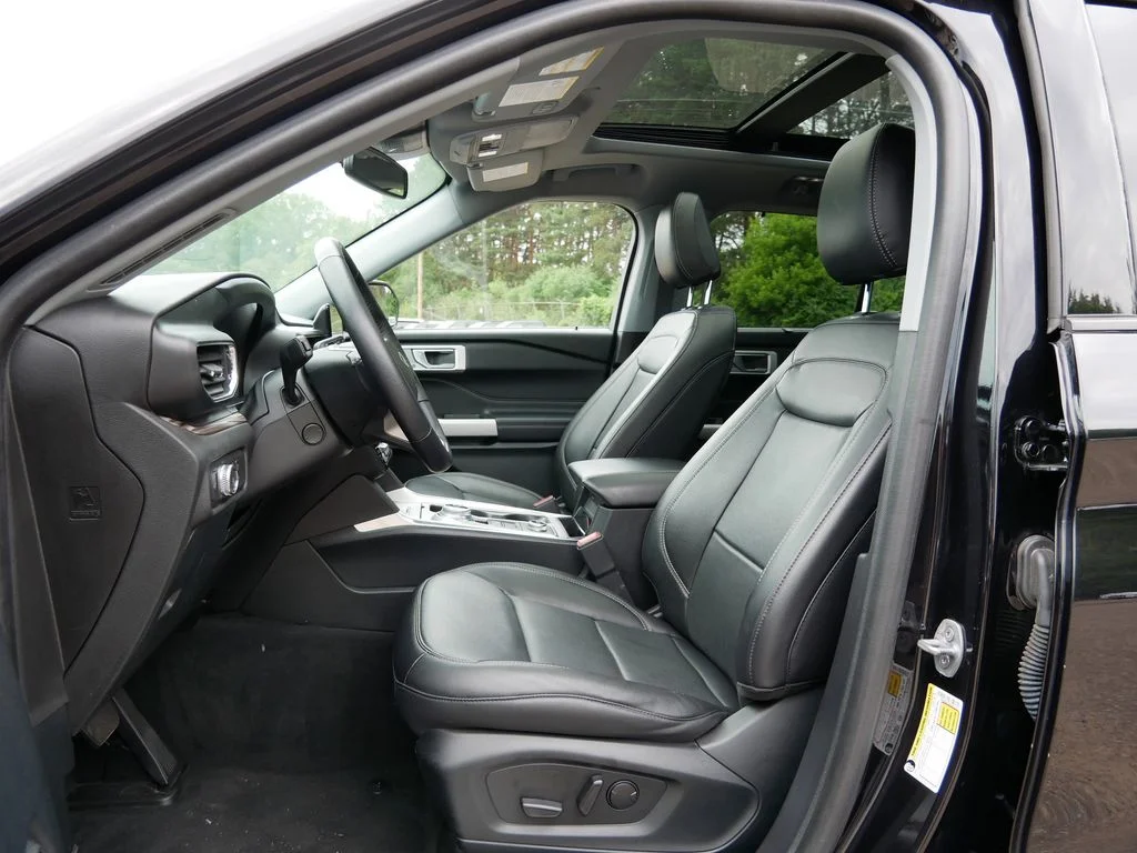 Certified Used 2022 Black Ford Limited image 15