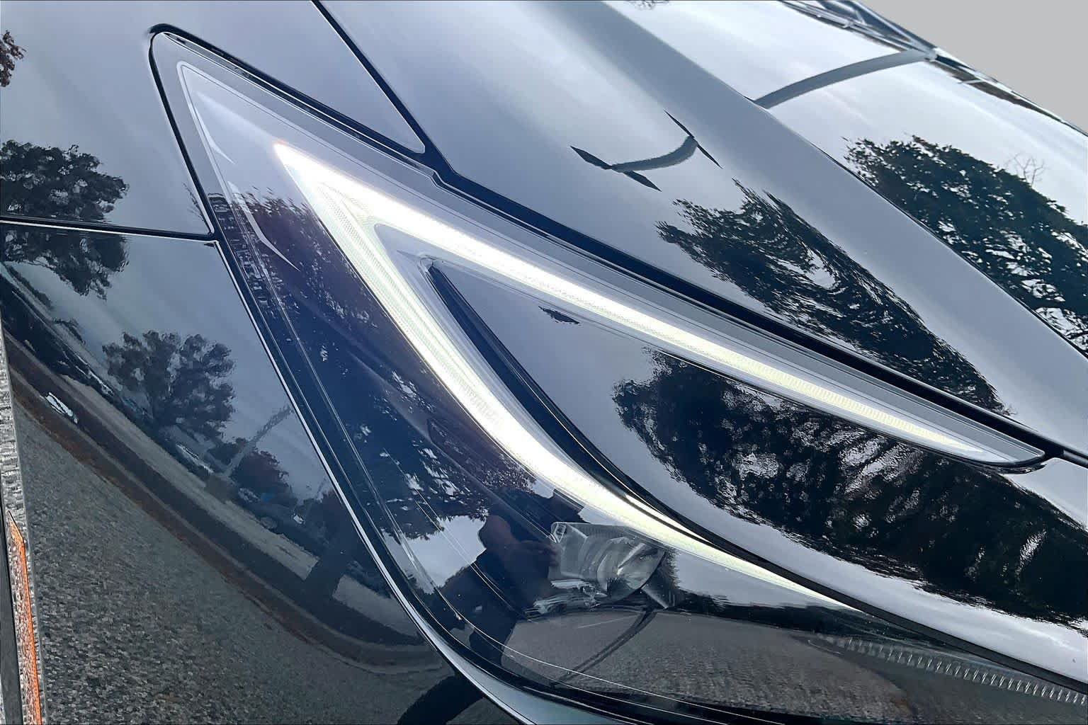 Used 2024 Midnight Black Metallic Toyota XLE image 27