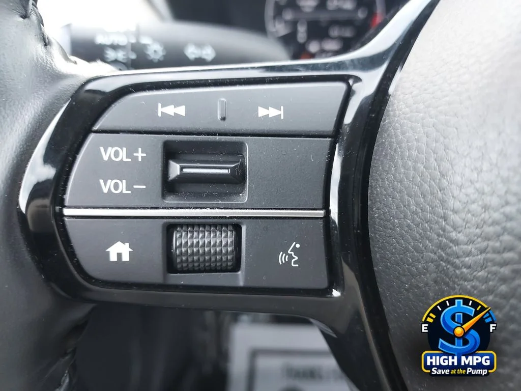 Used 2025 Silver Honda EX-L image 22