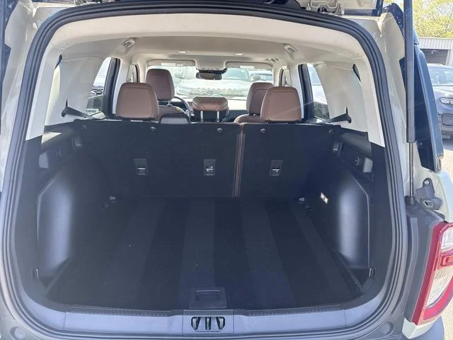 Used 2025 Beige Ford Outer Banks image 5