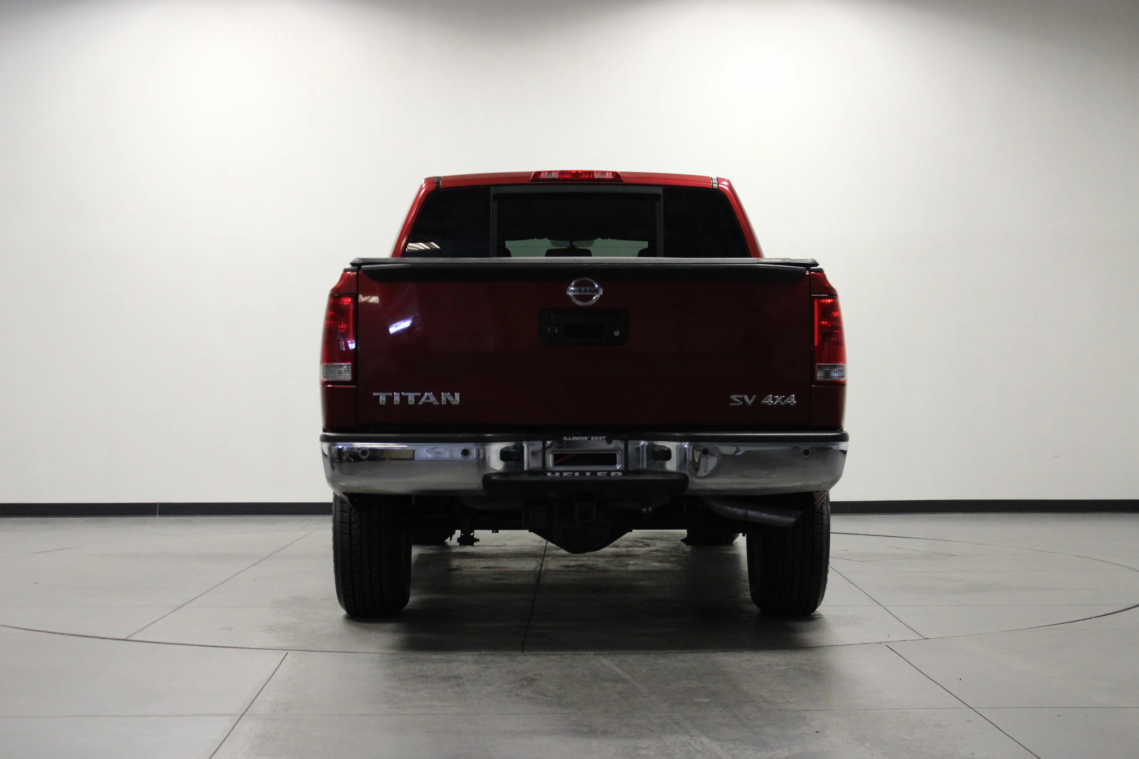 Used 2013 Cayenne Red Metallic Nissan SV image 5