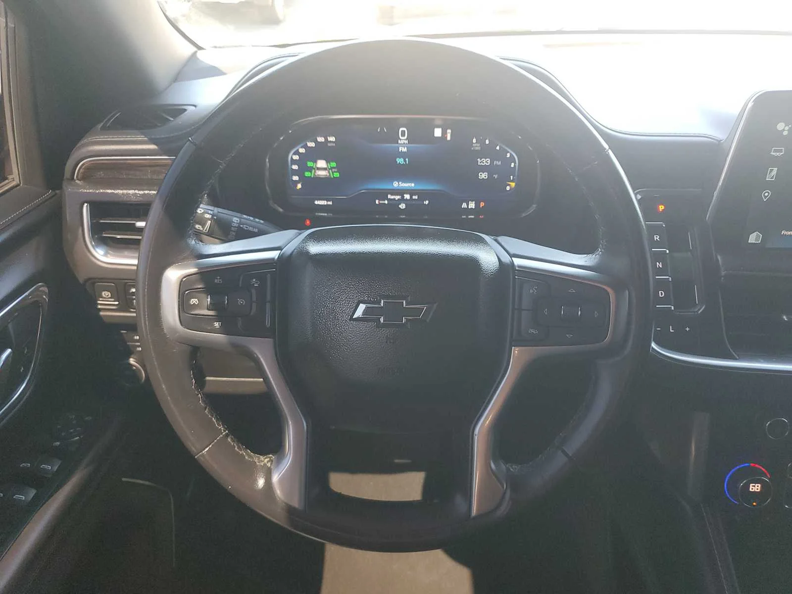 Used 2023 BLACK Chevrolet Z71 image 16