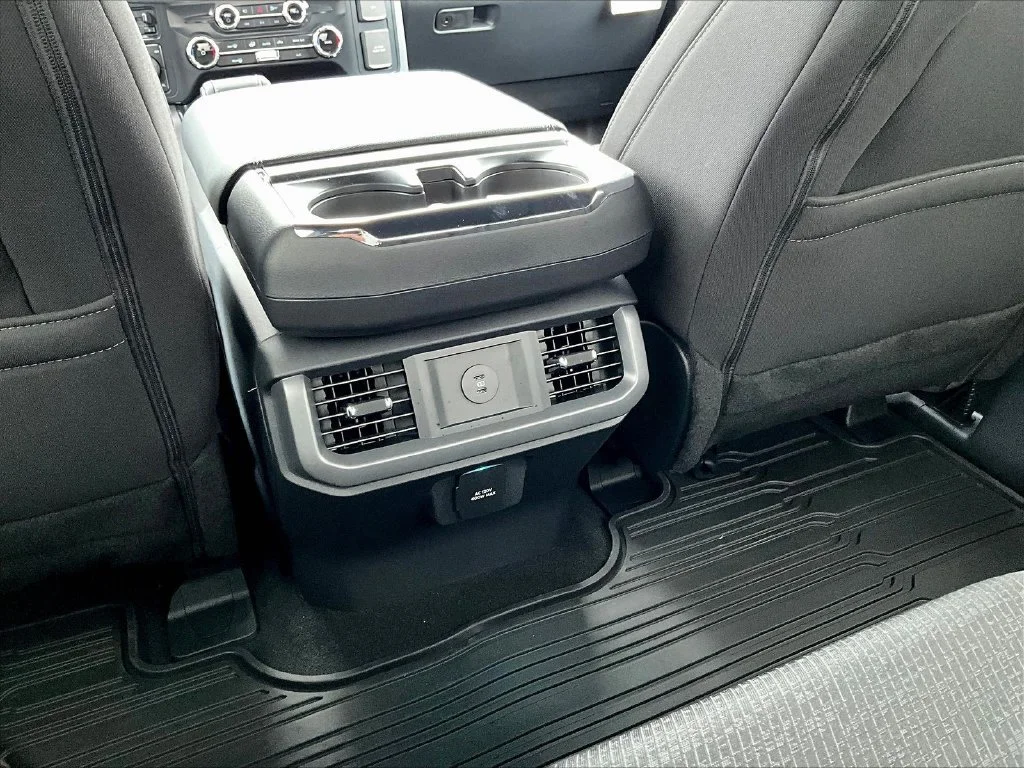 New 2026 Avalanche Ford XLT image 19