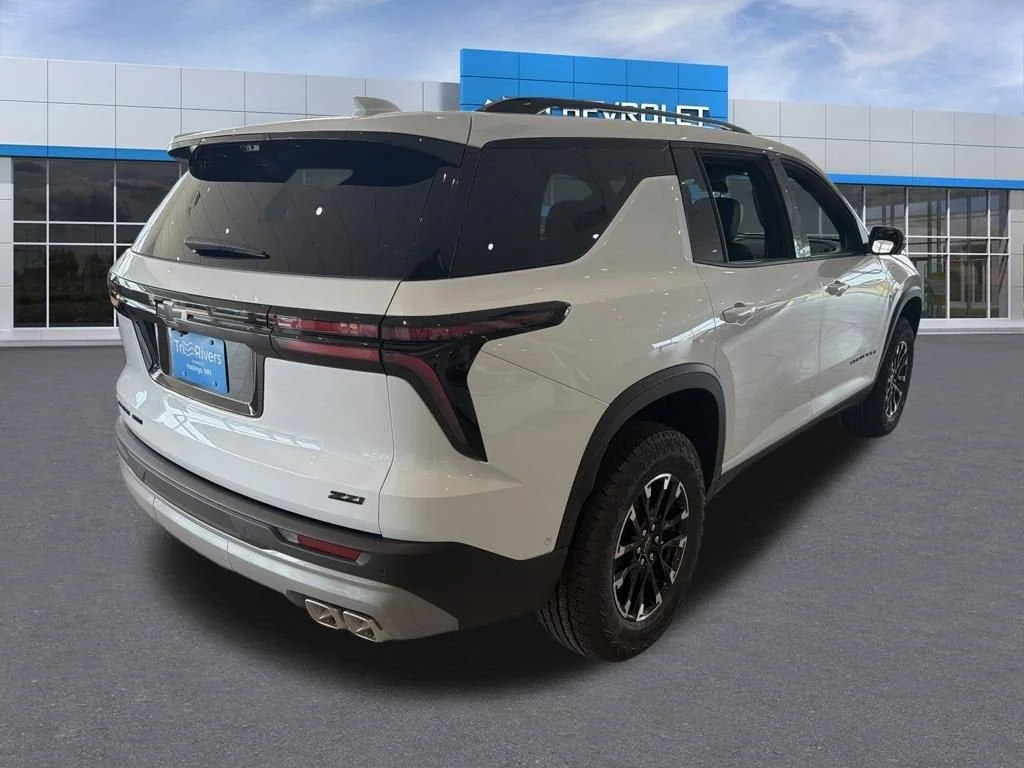 New 2026 White Chevrolet Z71 image 4
