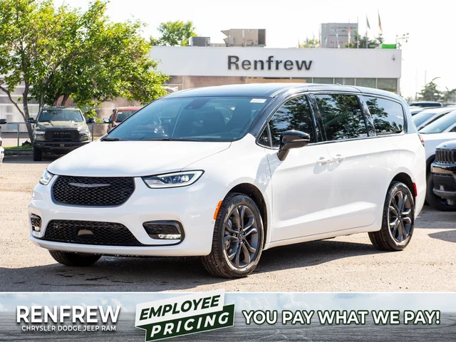 2026 Chrysler Pacifica Select*