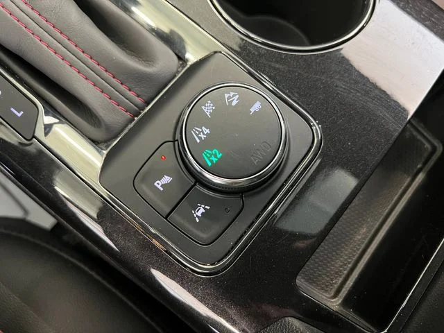 Used 2021 Silver Ice Metallic Chevrolet RS image 30