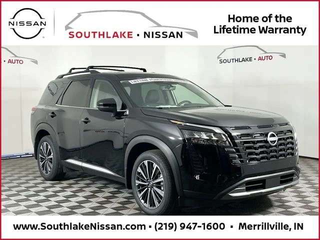2026 Nissan Pathfinder Platinum 4WD's photo