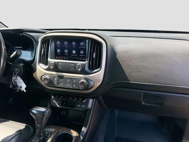 Used 2019 Black GMC Denali image 33