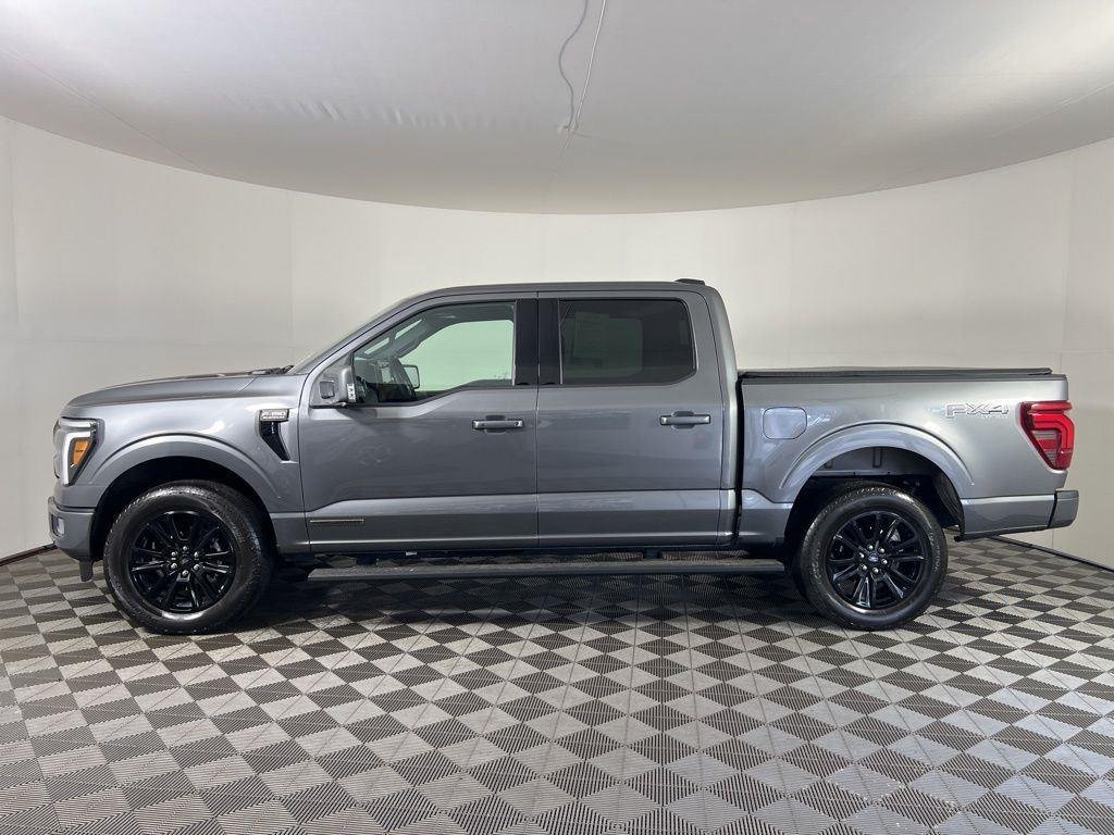 Used 2025 Gray Metallic Ford Platinum image 29