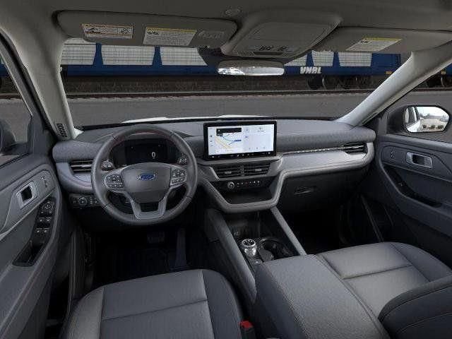 New 2026 Star White Metallic Tri-Coat Ford Active image 34