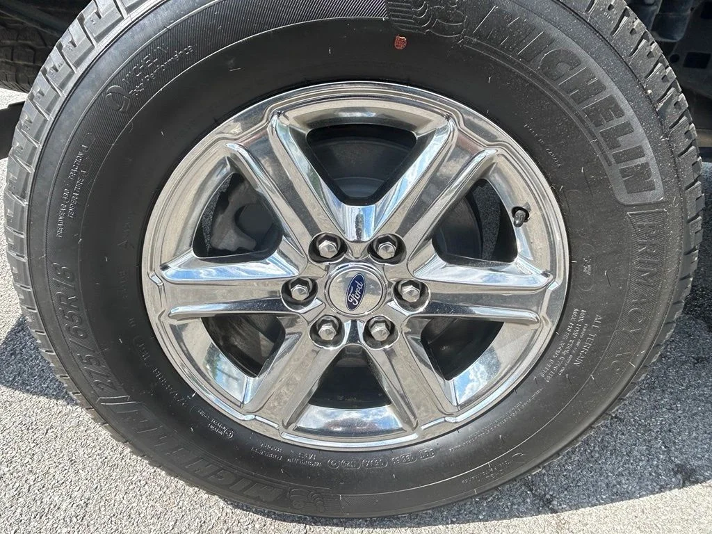 Used 2024 Blue Ford XLT image 49
