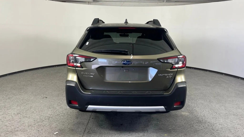 2023 Subaru Outback Limited XT's photo