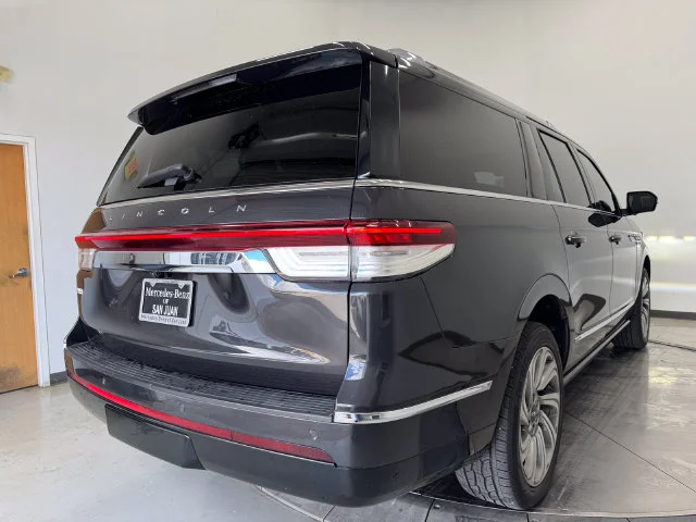 Used 2023 Starlight Gray Premium Colorant Lincoln Reserve image 33