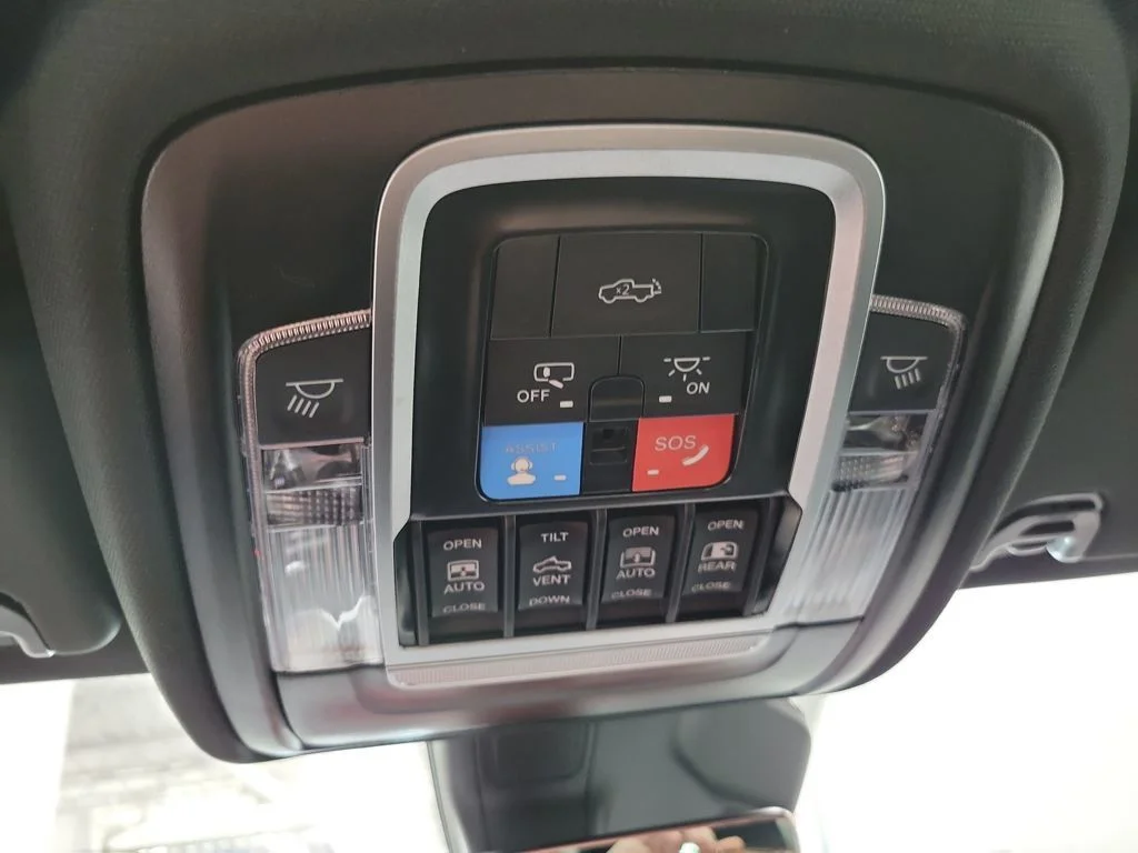 2026 RAM 1500 Rebel - Photo 18