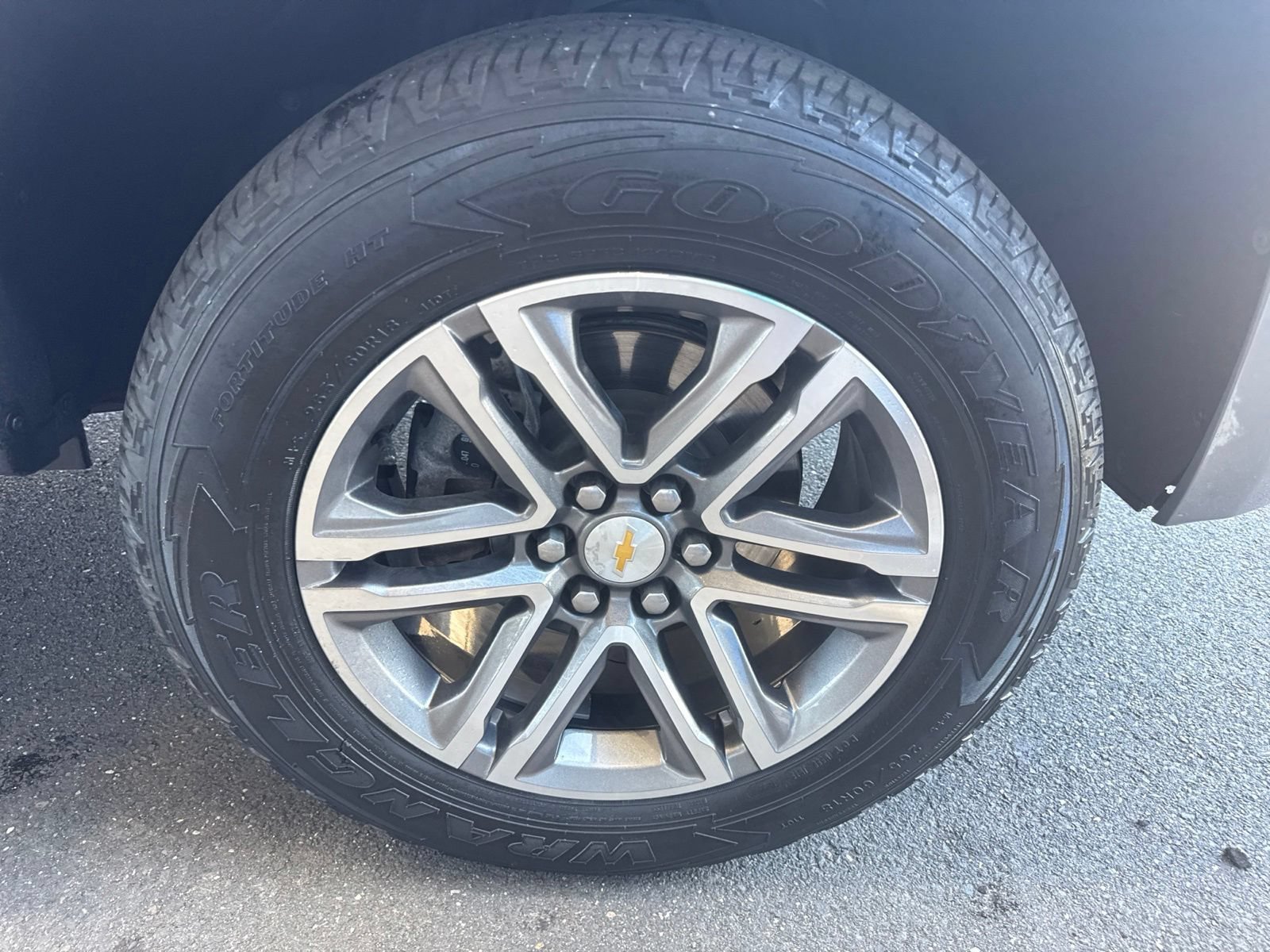 Used 2022 Satin Steel Metallic Chevrolet WT image 12