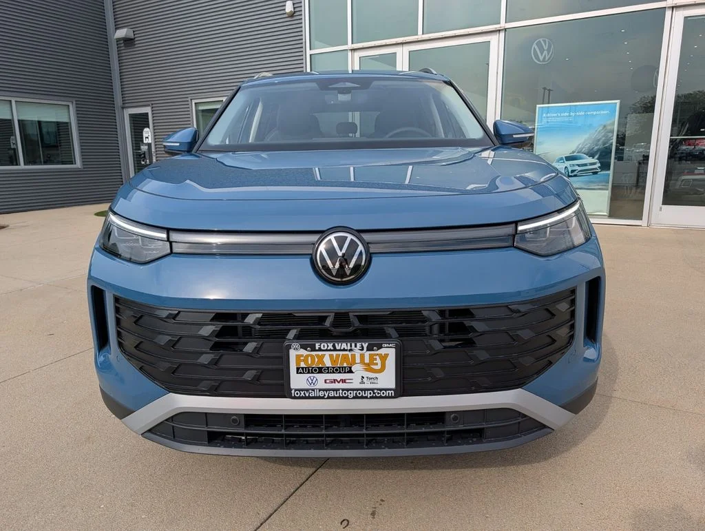 New 2026 Blue Volkswagen 2.0T SE image 8