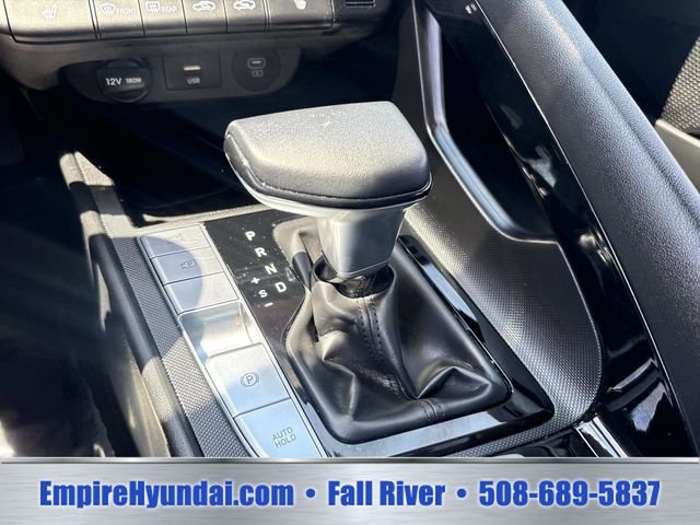 Used 2024 White Hyundai SEL image 23