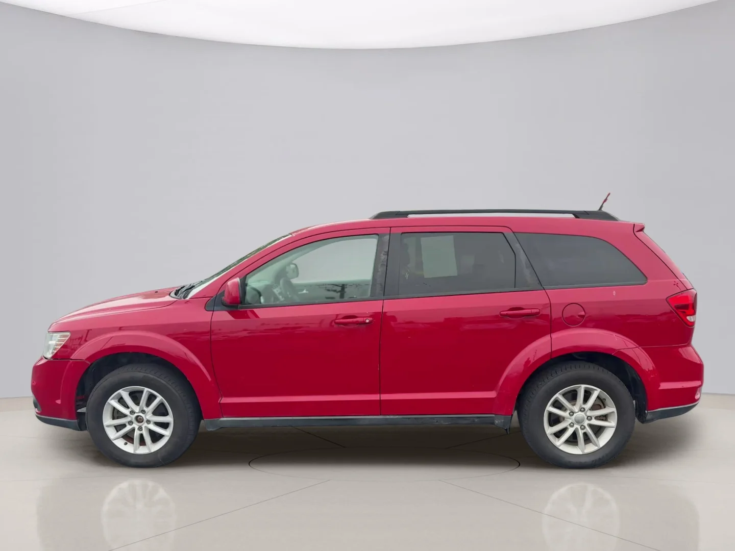 Used 2013 Red Dodge SXT image 2