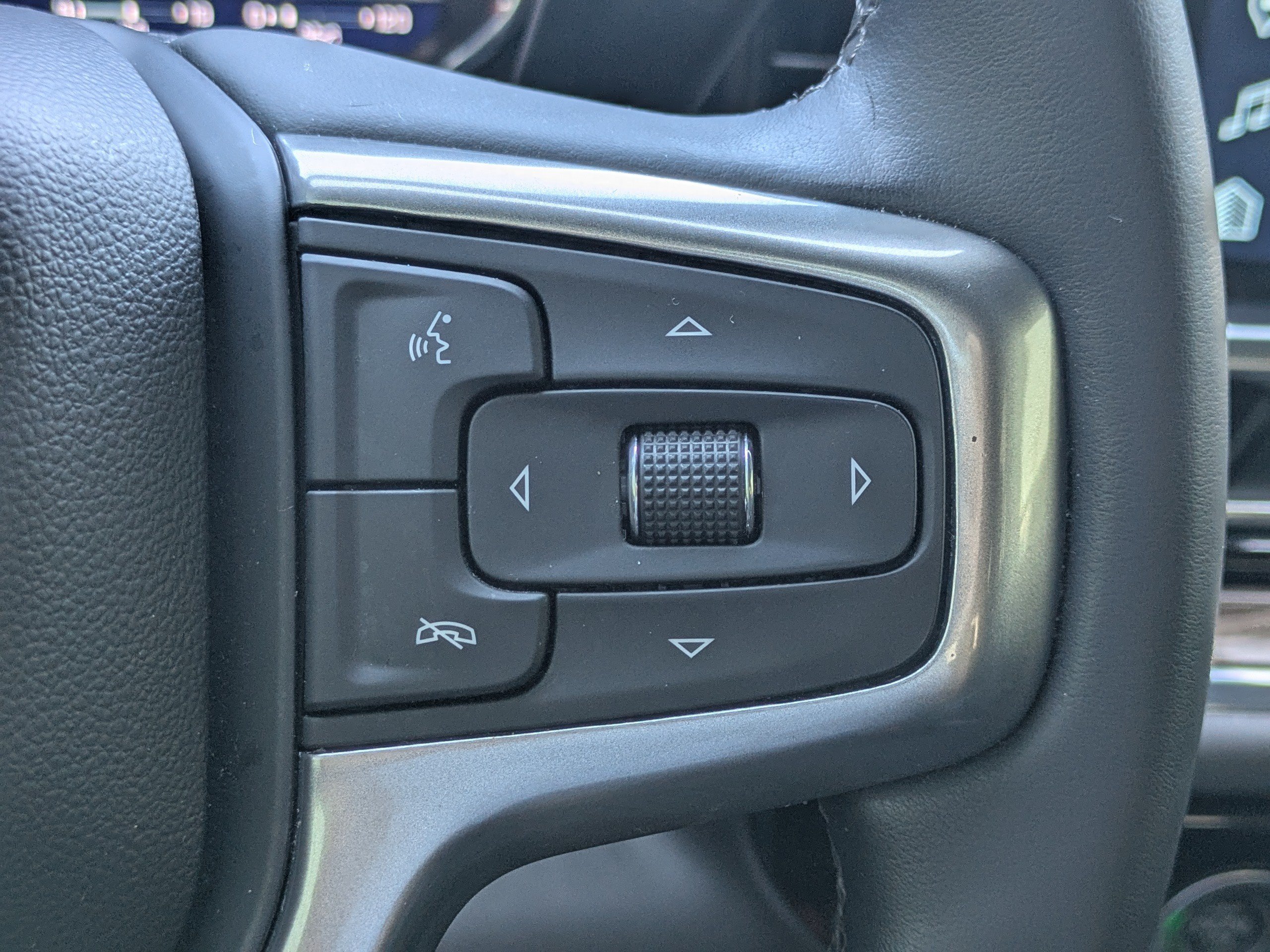 Used 2023 Sterling Gray Metallic Chevrolet LT image 23
