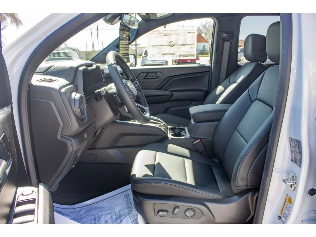 2026 Chevrolet Colorado Trail Boss - Photo 13