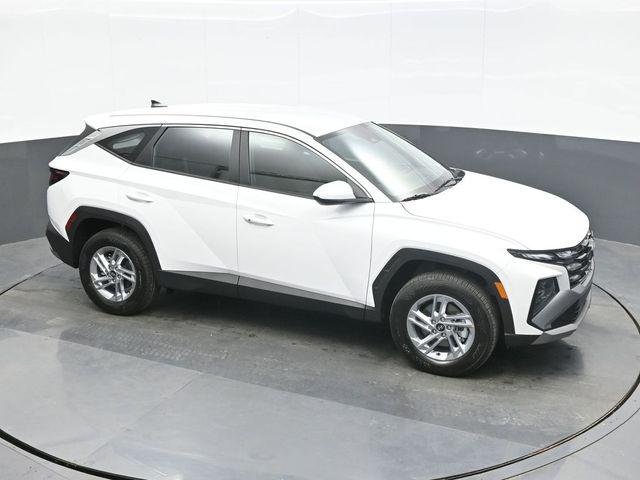 New 2026 White Hyundai SE AWD image 15