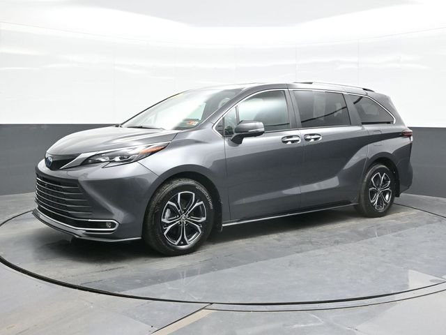 Used 2025 Gray Toyota Platinum image 5