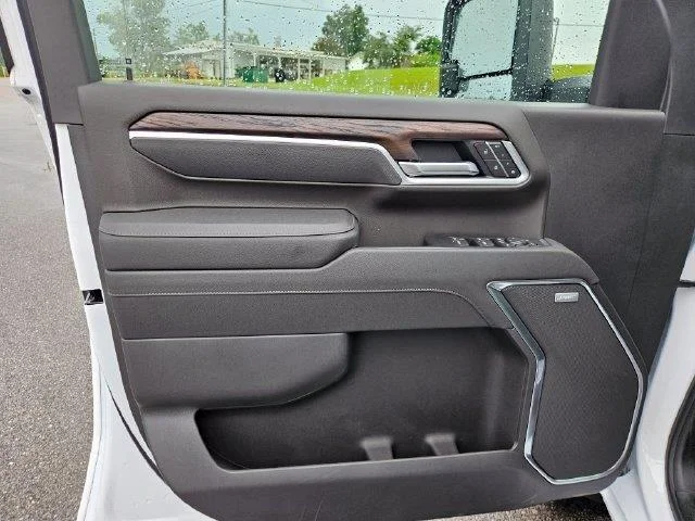 New 2026 Summit White GMC SLT image 10