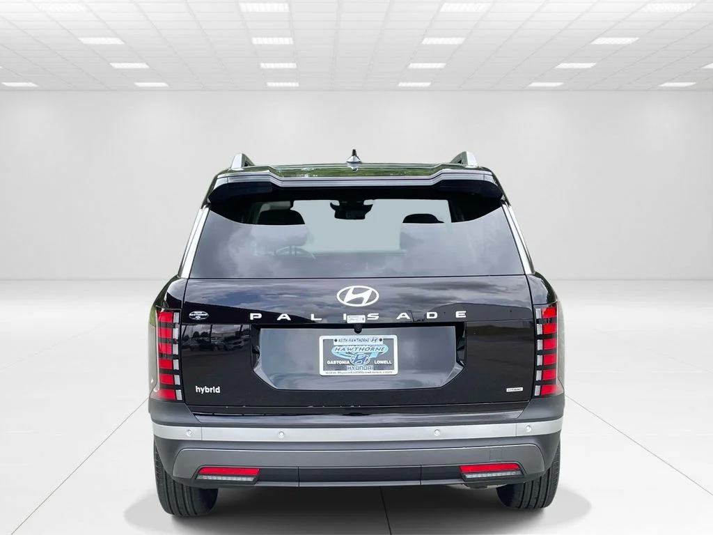 New 2026 Red Hyundai SEL Premium image 5
