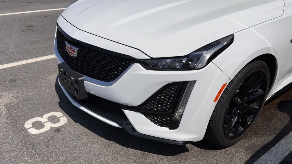 Used 2021 Summit White Cadillac Sport image 12