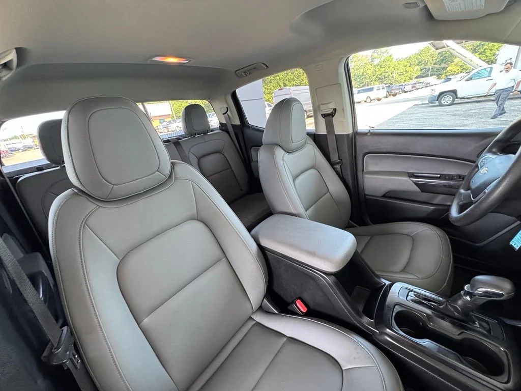 Used 2022 White Chevrolet Work Truck image 18