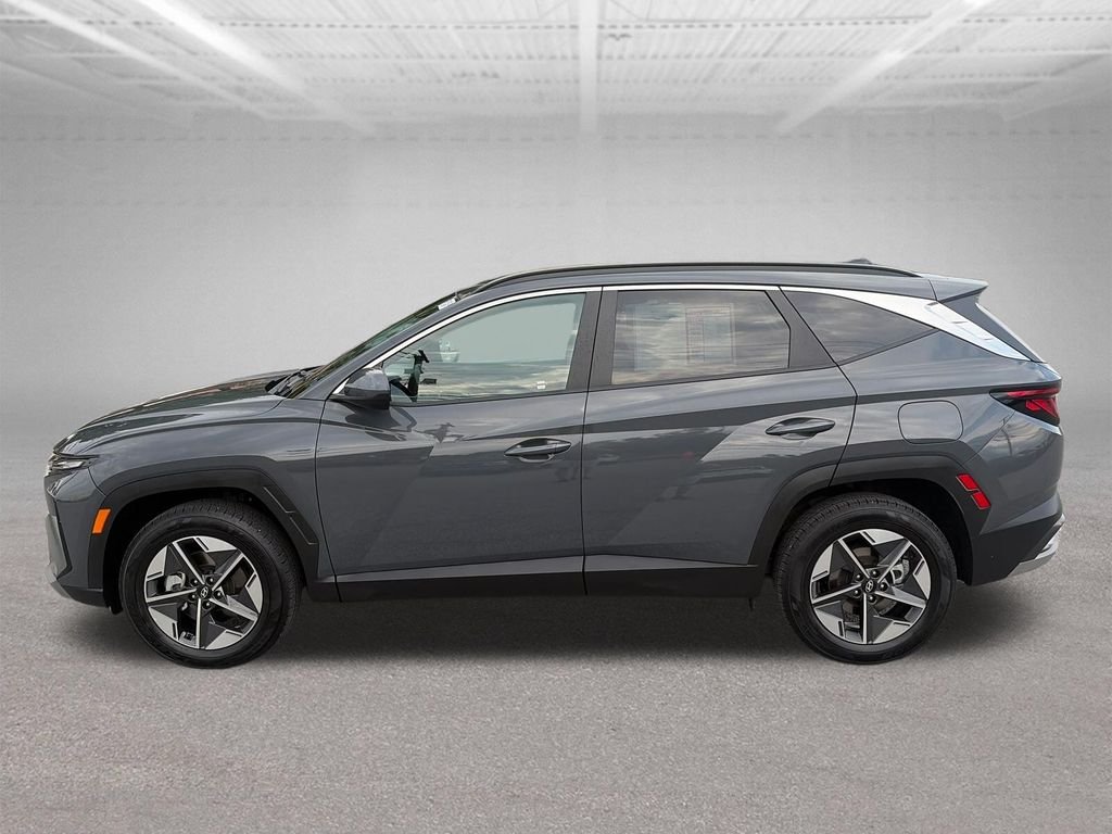 Used 2025 Gray Hyundai SEL image 3