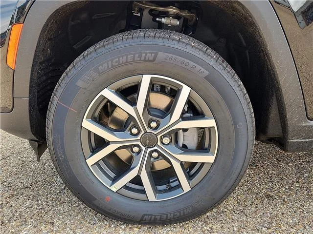 New 2027 PX8 High Gloss Jeep LAREDO 4X2 image 6