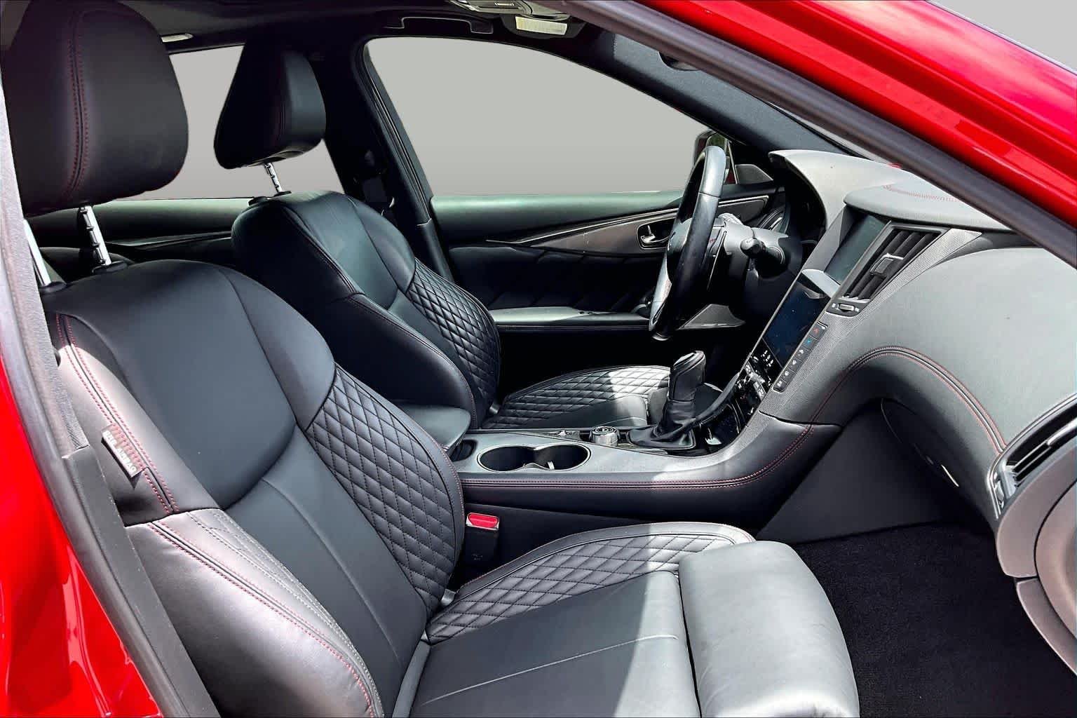 Used 2018 Dynamic Sunstone Red INFINITI RED SPORT 400 image 9