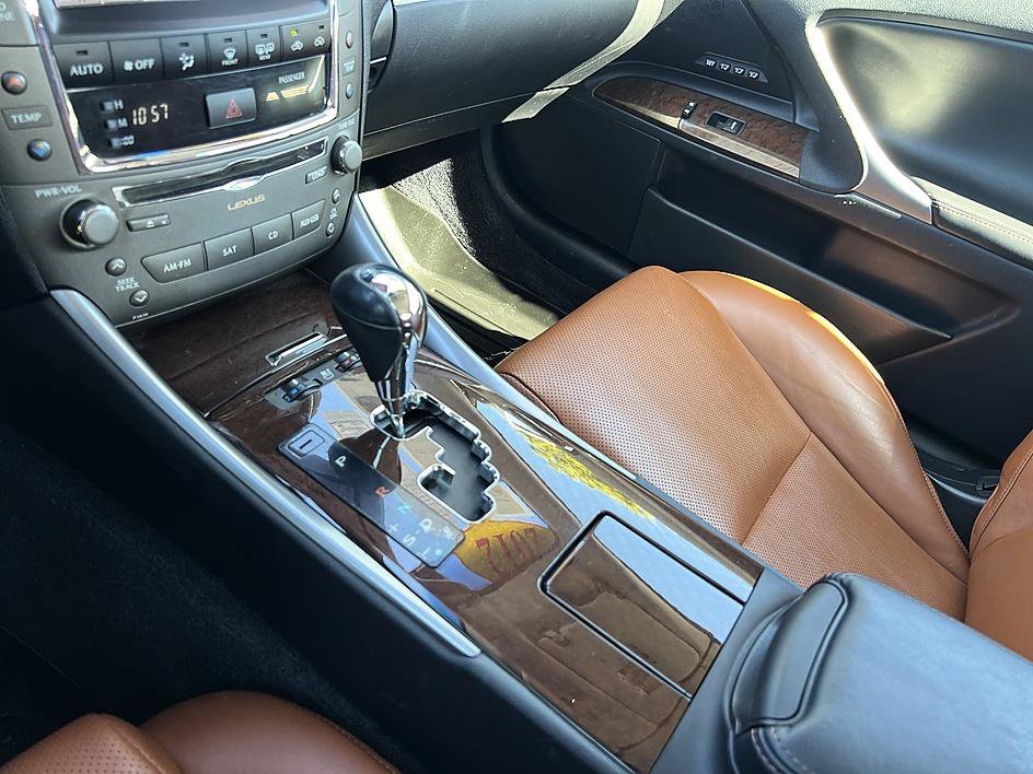 Used 2012 Mercury Metallic Lexus 250 C image 27