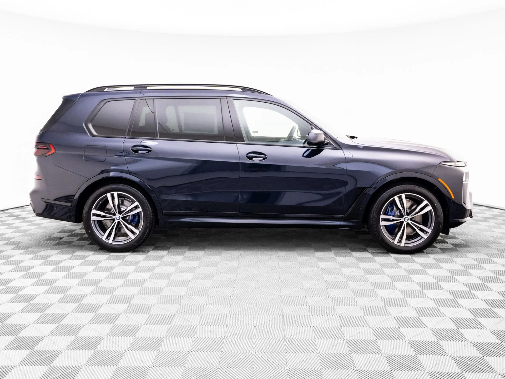 New 2027 Black BMW xDrive40i image 8
