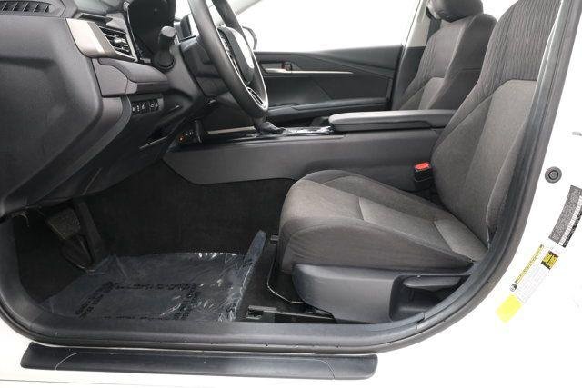 Certified Used 2025 ICE CAP Toyota  image 31